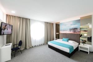 Apartment room in Mirage Medspa Hotel