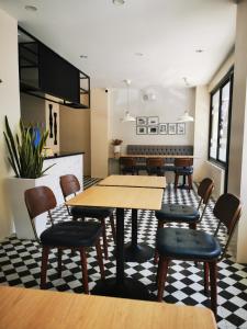 Nine Balconies Island Stay