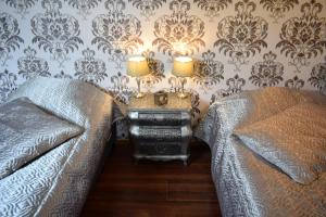 B&B / Chambres d'hotes Le Chene d’Or : photos des chambres