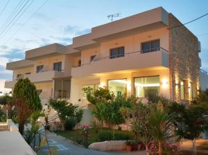 Superior Double or Twin Room room in Malliotakis Beach Hotel by Checkin