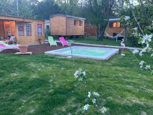 Chalets Roulottes & SPA du pont des charrettes : photos des chambres