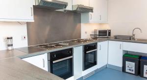 Private Bedrooms with Shared Kitchen at East Shore in St Andrews