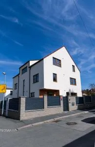 Home Le Fame - Libusch