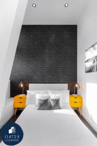 FLATZY - Victoria Street Apartment - Heart of City Centre