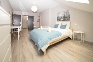 Appartements Duplex Republique YourHostHelper : photos des chambres