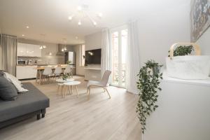 Appartements Duplex Republique YourHostHelper : photos des chambres