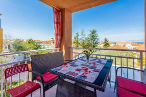 Apartment Besima 
