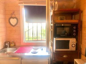 Chambre studio cuisine indépendant 2 pers piscine proche Thermes des Fumades