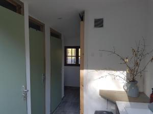 Cabin - Sleeps 2 - Garden - Parking