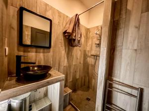 Appart'hotels Les Studios du Pecheur - Hypercentre - Clim - City Trip : photos des chambres
