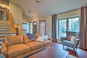 Modern Lake Geneva Home - 1 Mi to Boat Launch