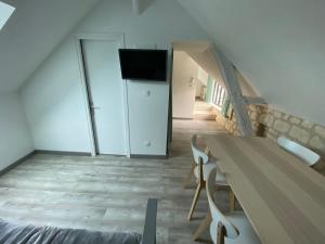 Appartements Logement Loire climatise, La Halte de Cuze, aux abords de la Loire a velo : photos des chambres