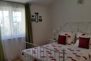 Cozy Circle Apartment