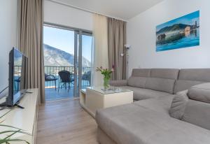 Andjelas Place with Sea View