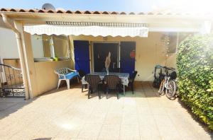 "Perle marines" maison sans vis à vis 200m plage 2 chambres climatisées Piscine dans la residence