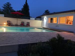 Villas Au pont des Charettes - Villa piscine et SPA : photos des chambres