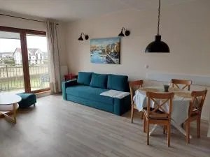 Bursztynowy 1 - 卡文斯基波托皮耶弗采