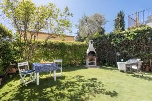 Bonita casa adosada con jardín privado y piscina comunitaria - Santa Margarida