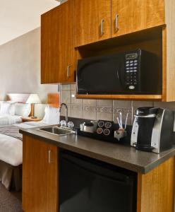 Canalta Hotel Brooks