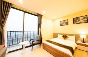 Phòng Deluxe Nhìn ra Thành phố (Deluxe City View)
