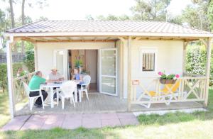 Campings Camping maeva Club Les Preveils : photos des chambres