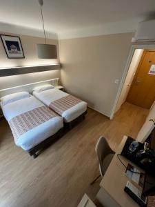 Hotels The Originals City, Hotel Mondial, Perpignan : photos des chambres