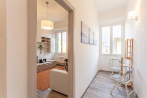 Verdi 185 by Pleiades Home