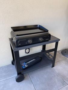 APPART-NEUF-VUE MER- 6 PERS