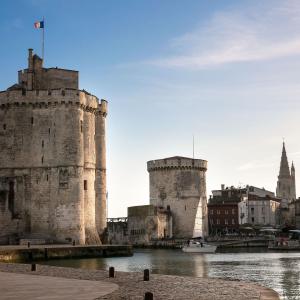 Hotels Un Hotel En Ville : photos des chambres