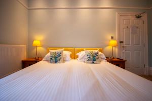 Superior Double/Twin Room room in Westbury Lodge