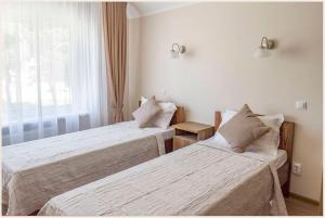 Mandarin Restoran & Hostel