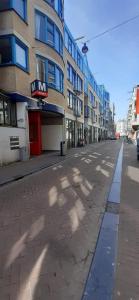 IRU, not for parties, not a hotel, room with no kitchen