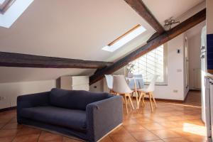 Mondadori Apartment - Luxury Terrace near Porta Nuova, Duomo & Navigli