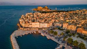 Mouragia Loft - Waterfront Old Corfu Town