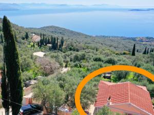 Villa Evmaria with private swimming pool