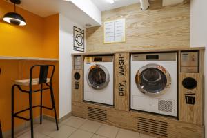 Hotels Premiere Classe Lille Sud Henin Beaumont : photos des chambres