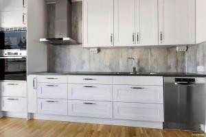 Havsnära Nybyggd Modern villa uthyres året runt!