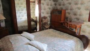 CHAMBRE avec salle de bains privative