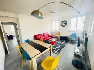 The 5 continents III - Premium appartment by Stay Swiss