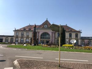 Appartements Happy studio 64 St louis : Studio