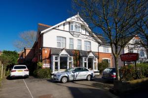 Minton Lodge Hotel - Seniors Only