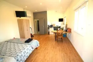 Studio Indépendant Douceur Provençale - Montagnac