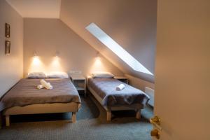 Triple Room with Shower room in Tehumardi Camping