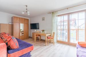 Apartamenty PIAMOLA Willa Turkusowa