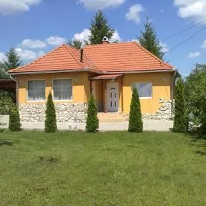 Bellis - Apartmanok - Bekölce