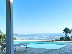 Villa Olympia Pool Sea View Mountains Lake Nature Sleeps 8 Air Conditioning Wi-Fi - Mommio