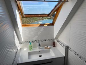 Appartement T3 vue mer Sauzon balcon et parking privé