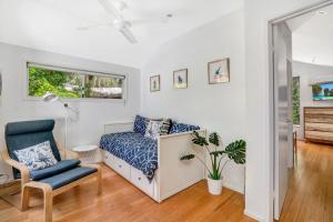 7 Naiad Court Rainbow Shores