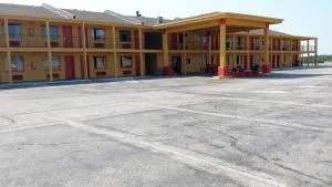 Park Hill Inn and Suites - Midwest City