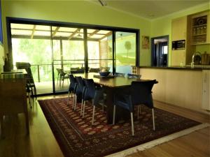 8 Belle Court Rainbow Shores